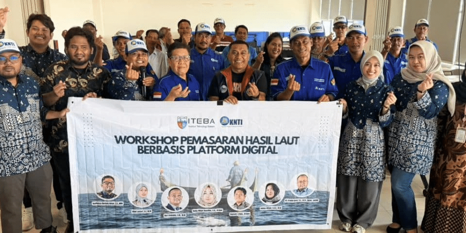 ITEBA dan KNTI Selenggarakan Workshop Pemasaran Hasil Laut via Platform Digital untuk Dukung Nelayan Tradisional Batam Menuju Digital
