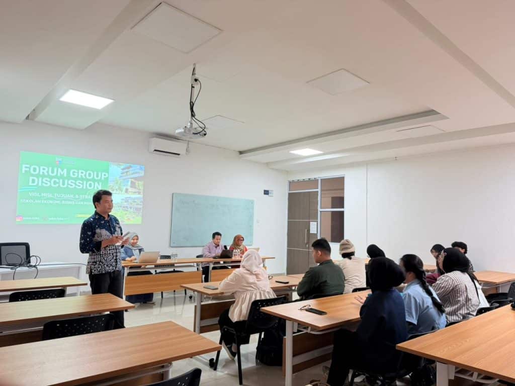 SEBM ITEBA Gelar FGD Bersama Mahasiswa, Rumuskan Visi dan Strategi Hadapi Era Digital